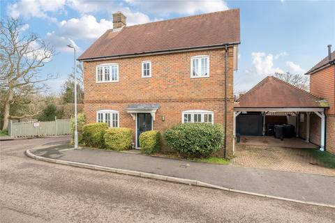2 bedroom detached house for sale, Nassau Drive, Crowborough