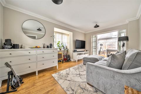 2 bedroom detached house for sale, Nassau Drive, Crowborough
