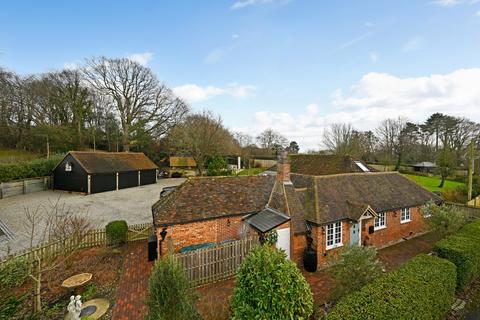 4 bedroom detached house for sale, Woodchurch, Ashford, Kent, TN26