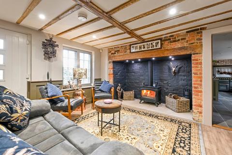 4 bedroom detached house for sale, Woodchurch, Ashford, Kent, TN26
