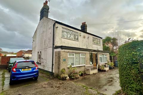 undefined, Arrowe Park Road, Arrowe Park, Wirral, CH49