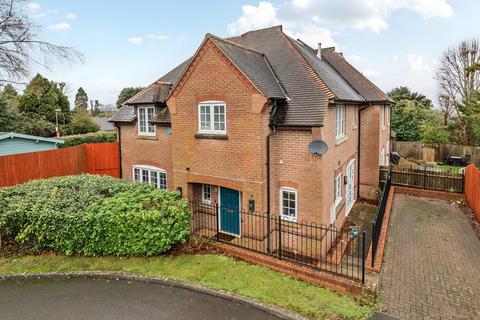 undefined, Kyngeshene Gardens, Surrey GU1