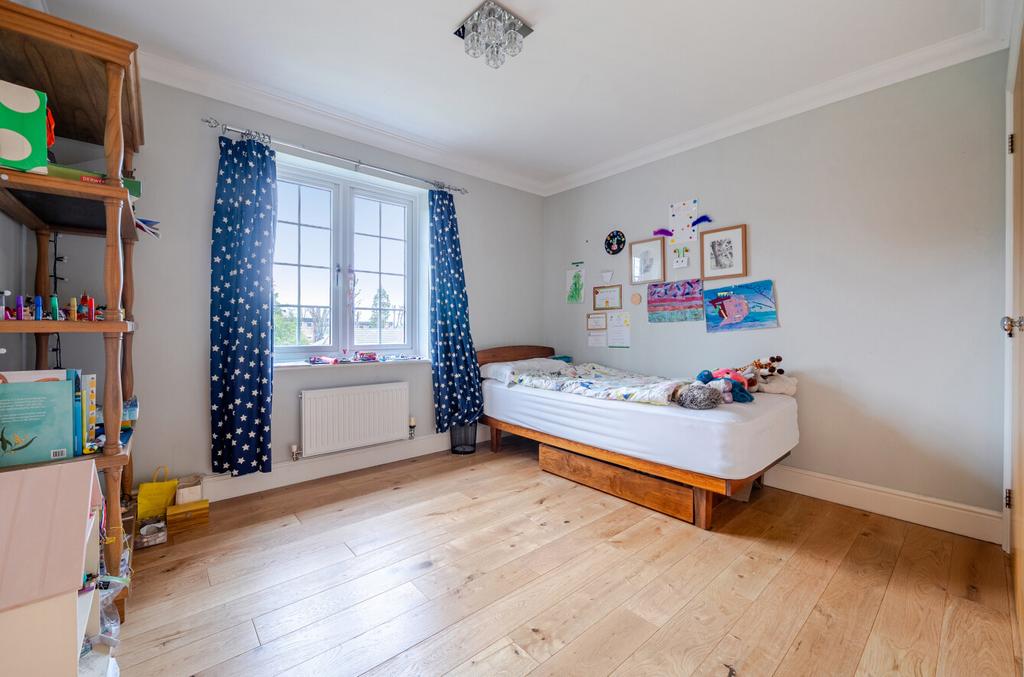 Double Bed
