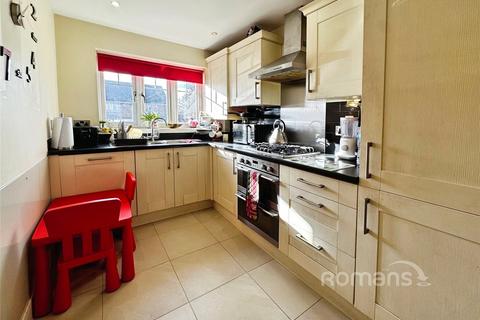 undefined, Warren Close, Sandhurst, Berkshire