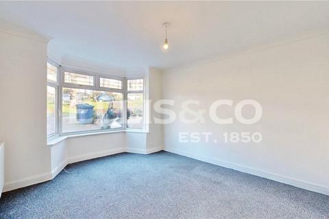 undefined, Whitton Avenue East, Greenford, UB6