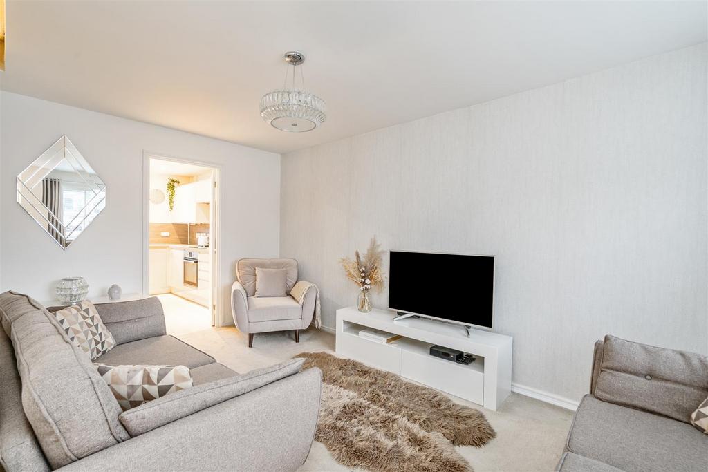 53 Frankton Close 3.jpg