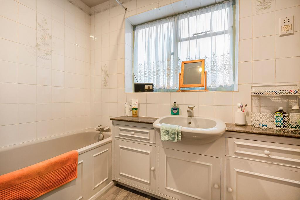 Photograph 9