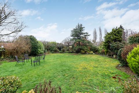 4 bedroom detached house for sale, Moffats Lane,Brookmans Park , AL9