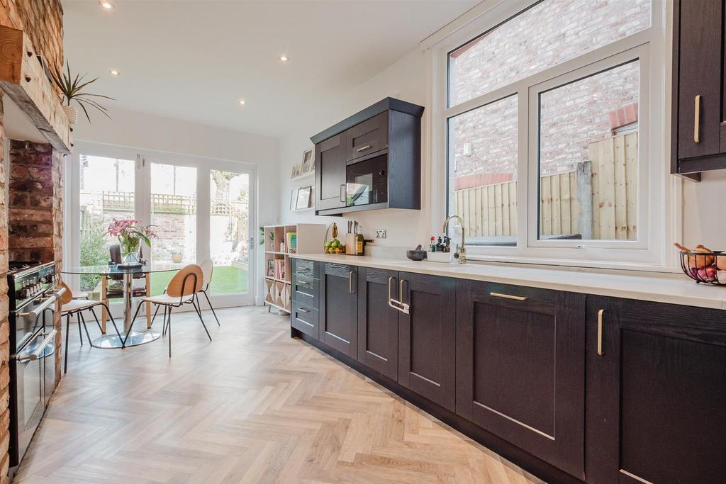 Breakfast Kitchen