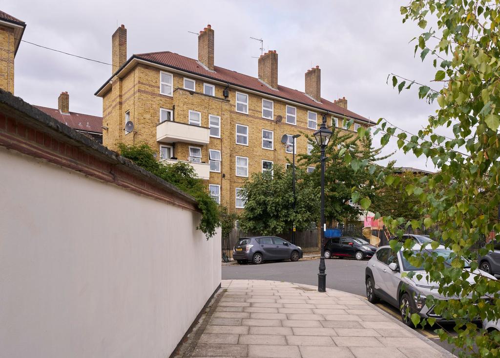 Halkett House, E2