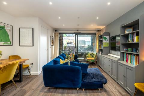 2 bedroom apartment for sale, Curie House