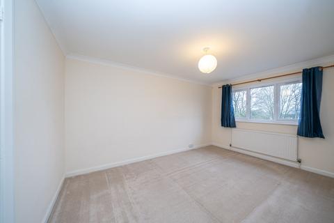 undefined, Garland Close, Hemel Hempstead, HP2