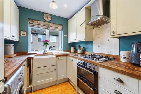 2 bedroom maisonette for sale, Lewins Road, Epsom