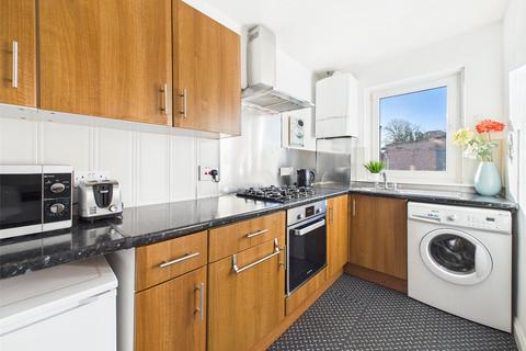 2 bedroom apartment to rent, Causewayside, Edinburgh, Midlothian, EH9