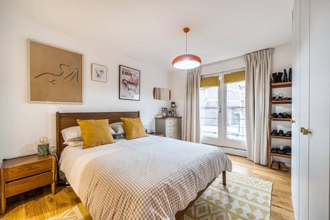 2 bedroom flat for sale, St Pauls Road, Islington, London, N1