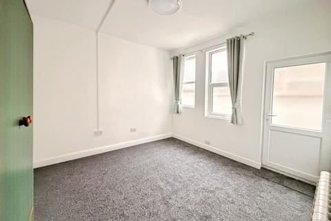 1 bedroom apartment to rent, Horncliffe Road, Lancashire FY4