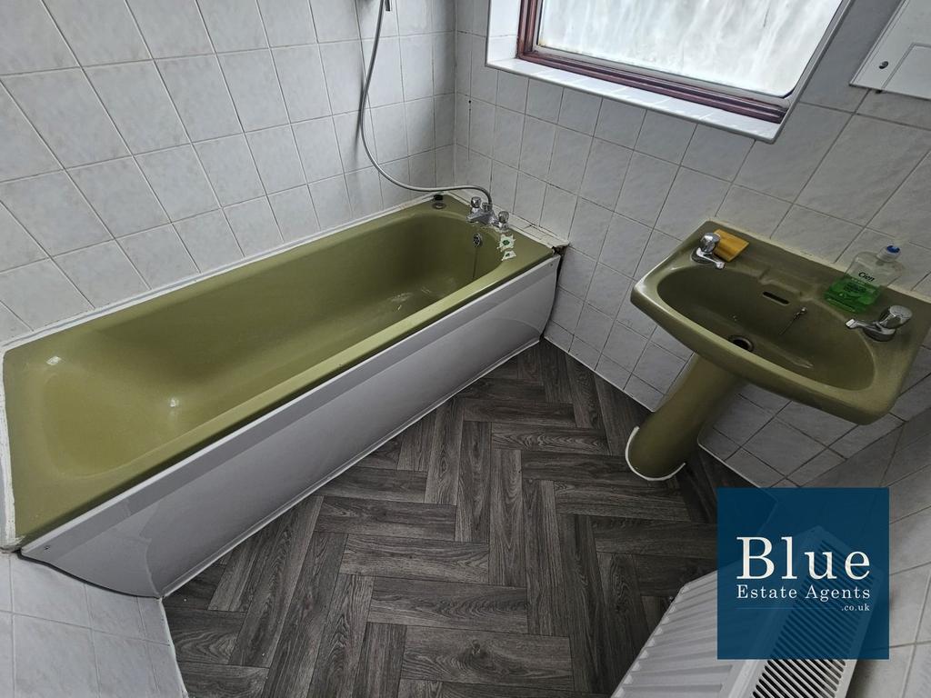 Bathroom Suite