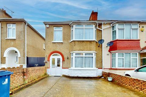 3 bedroom semi-detached house for sale, Leamington Road, Southall