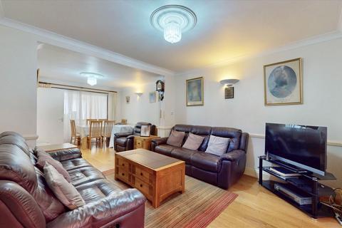 3 bedroom semi-detached house for sale, Leamington Road, Southall
