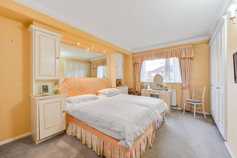 1 bedroom flat for sale, Blair Court, St John's Wood, London, NW8