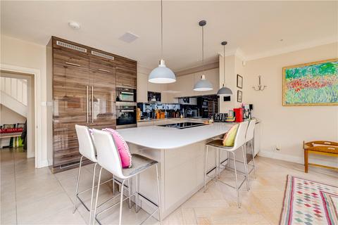 undefined, Ellerton Road, London, SW18