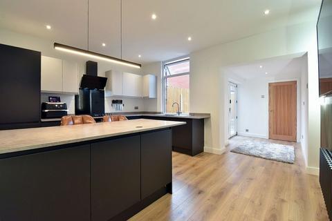 2 bedroom terraced house for sale, Aireworth Street, Bolton BL5