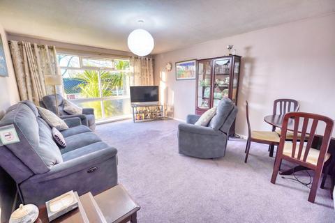 2 bedroom apartment for sale, Wansford Way, Whickham