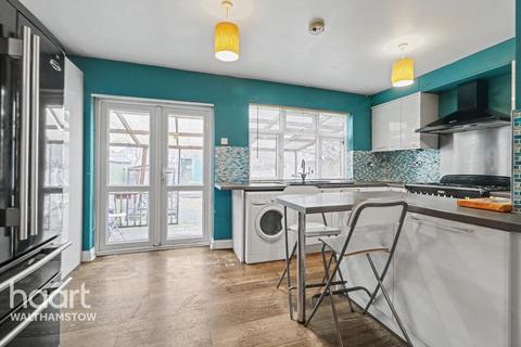 undefined, Lawrence Avenue, Walthamstow
