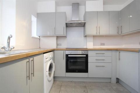 2 bedroom apartment for sale, Eaton Court, Clive Road , London, SE21 8BZ