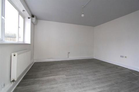 2 bedroom apartment for sale, Eaton Court, Clive Road , London, SE21 8BZ