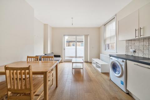 2 bedroom flat to rent, Balham Hill, London, SW12