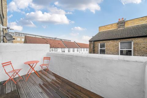 2 bedroom flat to rent, Balham Hill, London, SW12