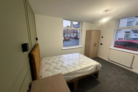 8 bedroom terraced house to rent, Easson Road, Darlington DL3