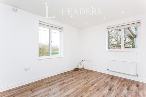 2 bedroom flat to rent, Hammingden Court, Crawley, RH10