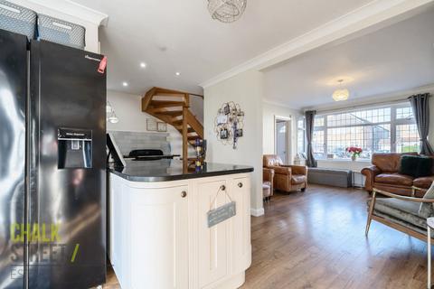 4 bedroom detached house for sale, The Grove, Brentwood, CM14