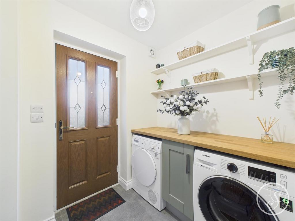 Entrance/Utility Area