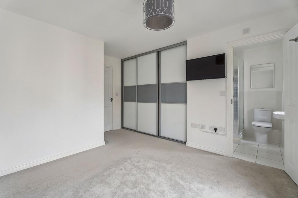 Principal bedroom