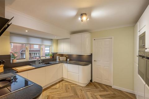 undefined, Mill Rise, South Gosforth, Newcastle upon Tyne