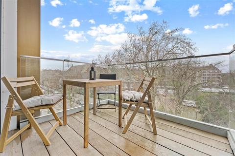 1 bedroom apartment for sale, Woodberry Downs, Finsbury Park N4
