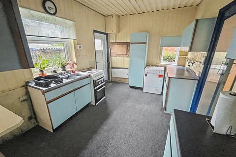 3 bedroom semi-detached house for sale, Sefton Street, Whitefield, M45