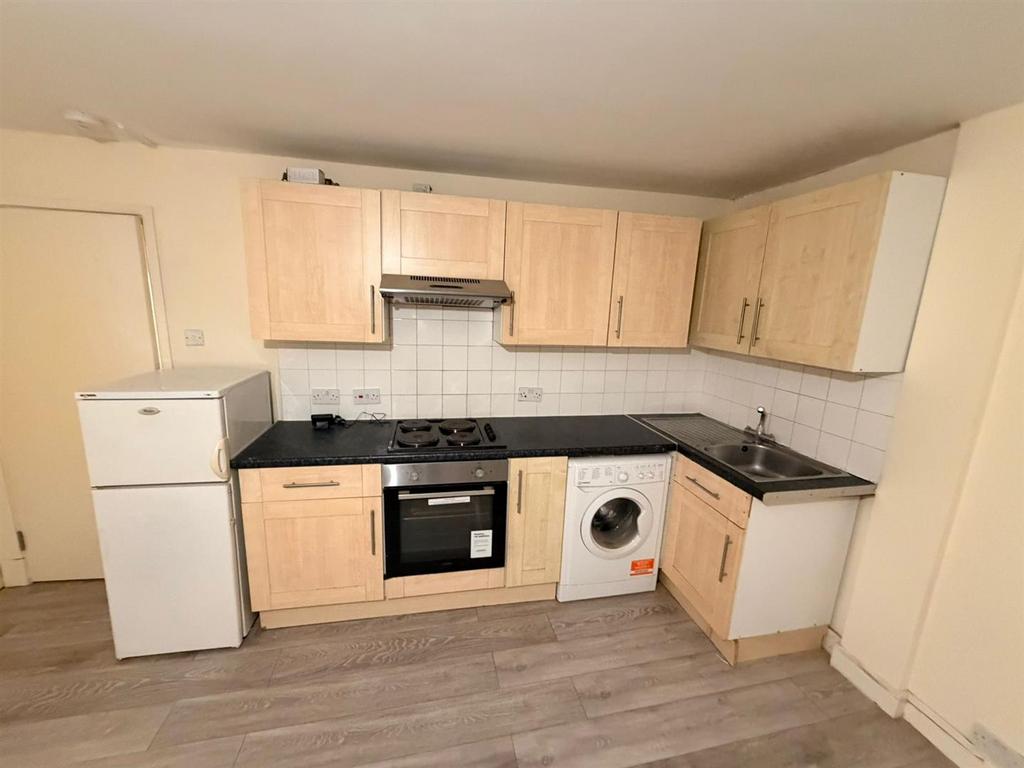 Flat 8 Eramo House Vll.jpeg