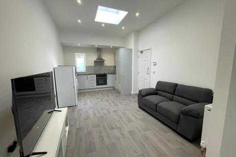 undefined, 70 Alma Road