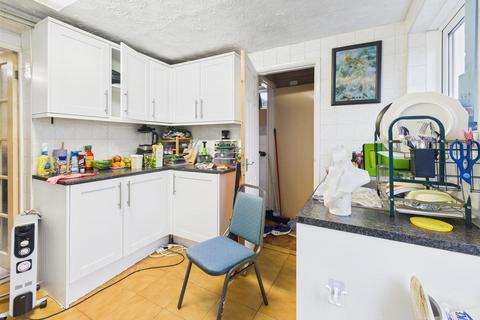 2 bedroom detached bungalow for sale, Carlton Road, Boston