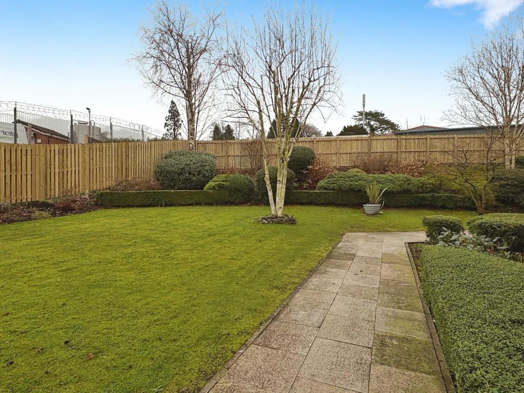 Af27a1e5-Garden 201.jpg