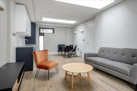 2 bedroom flat for sale, Chaplin Apartments, The Grove W6, Hammersmith W6