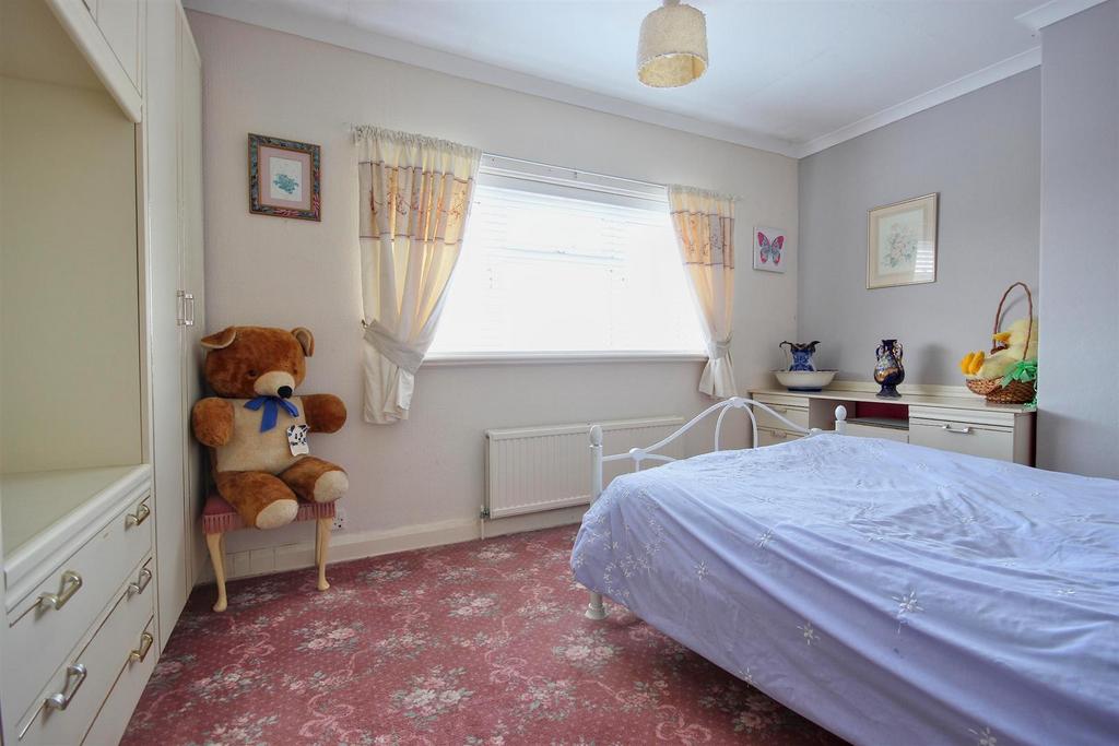 Bedroom 1 (front)