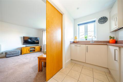 2 bedroom flat for sale, Church Road, Surrey KT15
