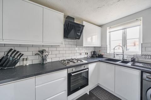 undefined, Willoughby Close, Bedfordshire LU6