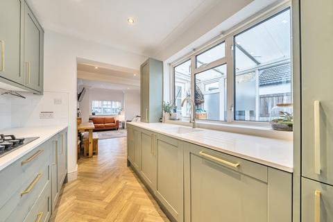 3 bedroom terraced house for sale, Herbert Road, Bromley