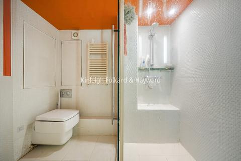 2 bedroom flat to rent, Clapham Road, London, SW9